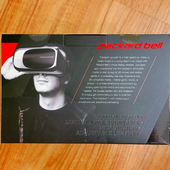 Virtual Reality Headset - Picture 2 of 3